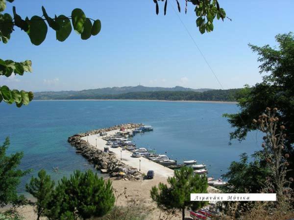 Amalias Place Mytikas  Bagian luar foto